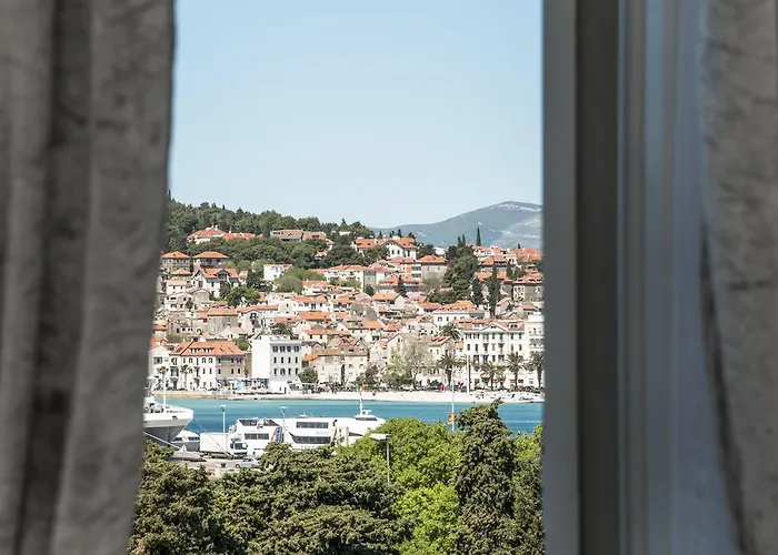 アパート ミハエラ *